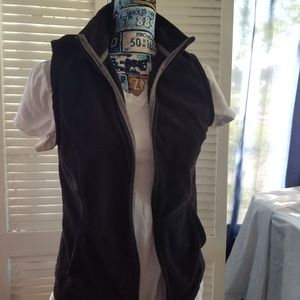 Gap fleece vest